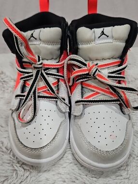 Jordan Kids High-Top Sneakers in White & Pink